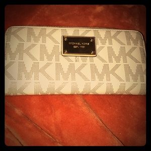Michael Kors wallet